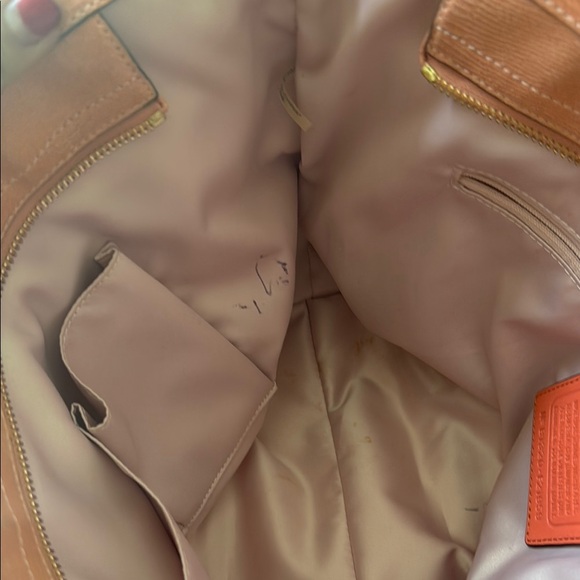 Coach Tan and Pink Tote Bag with Structured Elegance - Picture 3 of 8
